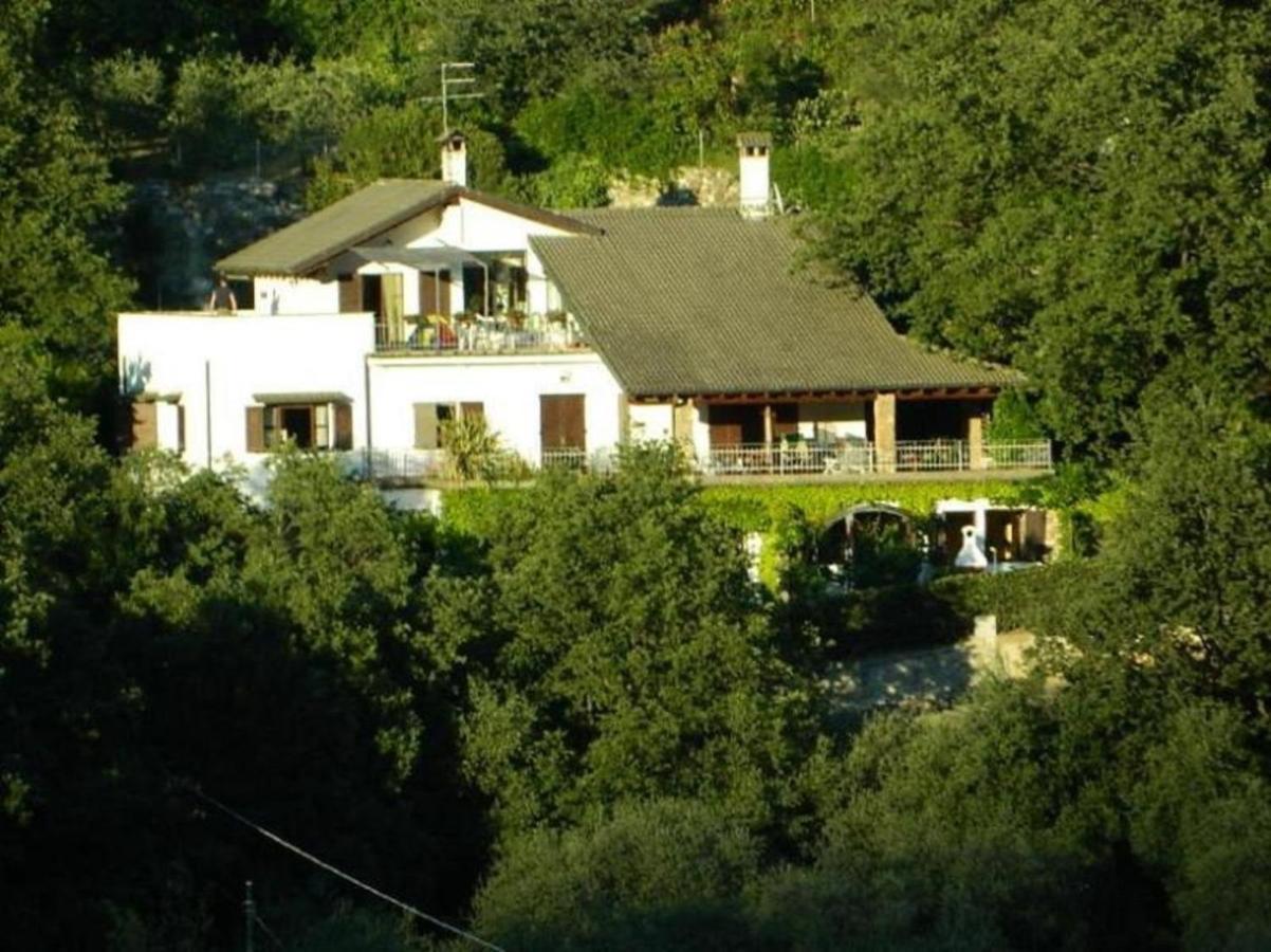 Casa Gialla إمبيريا المظهر الخارجي الصورة